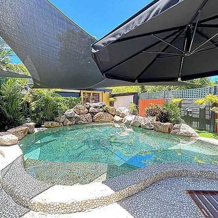 Villa Oasis, In Leafy Whitfield. Edge Hill Esterno foto